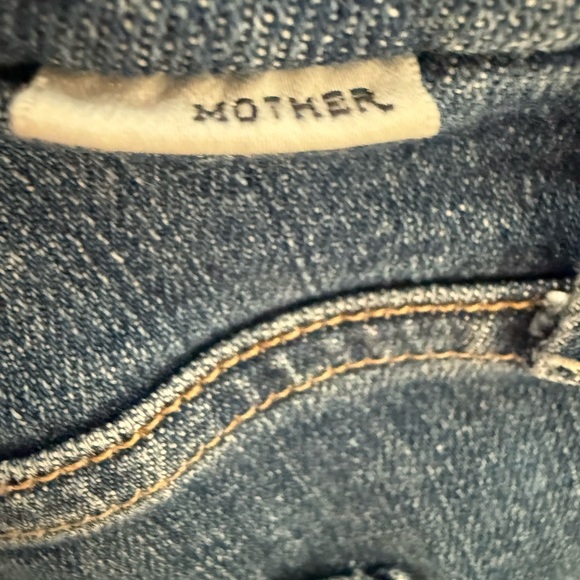 EUC Mother Women's Jeans with Red Stripe. Size 24 “the looker ankle fray” style - Picture 16 of 16